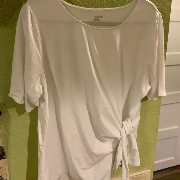 Lands' End Tops - 🌸🌸Lands' End Women's Elegant White Tie-Front Tee